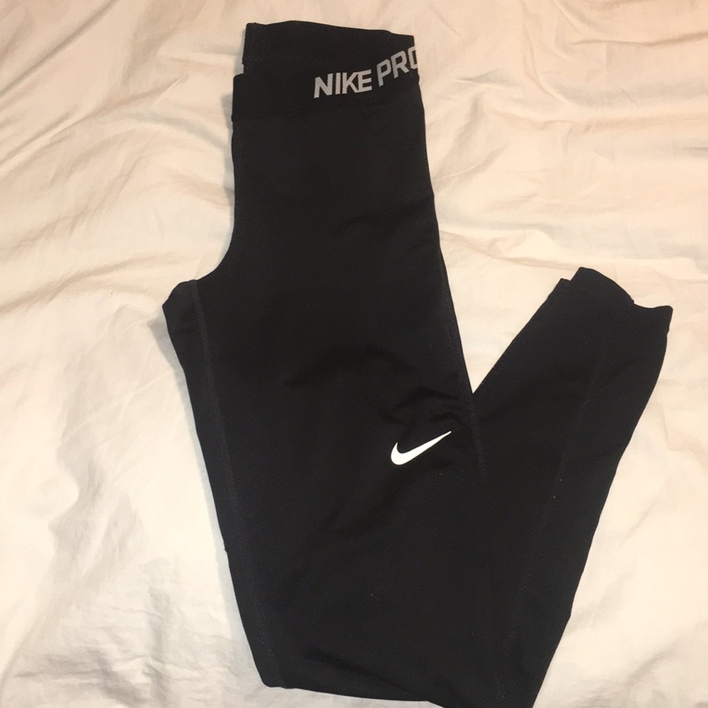 MUST SELL! nike pro leggings